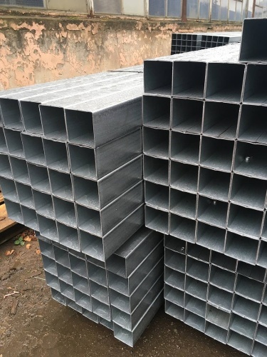 Труба стальная квадратная ЭСВ 40х40х1.5х4000